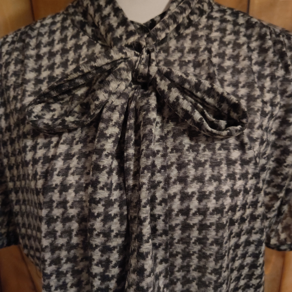 Covington Black and White Houndstooth Tie-Neck Blouse - Picture 2 of 10
